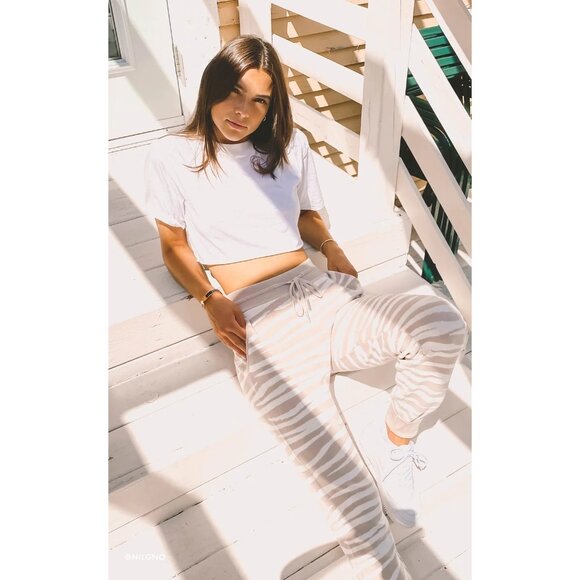 NWT Soia and Kyo taupe pink and white zebra print trackpants, M - Picture 8 of 15